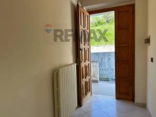 Terratetto unifamiliare via Volturno 24, Centro, Scapoli — foto 3 di 124