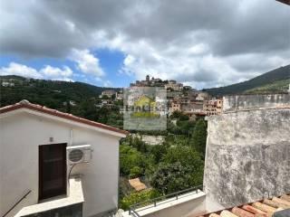 Trilocale ottimo stato, primo piano, Centro, Itri — foto 12 di 15