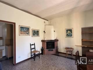 Bilocale via Giuseppe Garibaldi 18, Pombia — foto 13 di 17