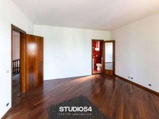 Villa bifamiliare via della Libertà 28, Centro, Paese — foto 5 di 56