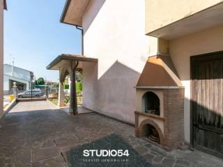 Villa bifamiliare via della Libertà 28, Centro, Paese — foto 10 di 56