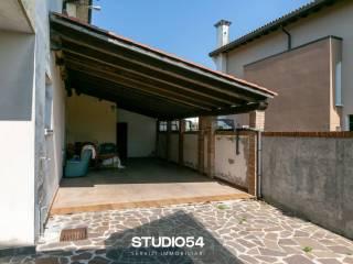 Villa bifamiliare via della Libertà 28, Centro, Paese — foto 4 di 56