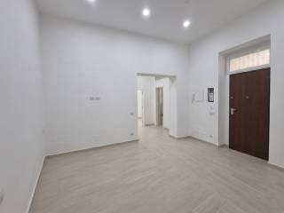 Bilocale via Camillo Benso di Cavour 17, Centro, Castellammare di Stabia — foto 9 di 22