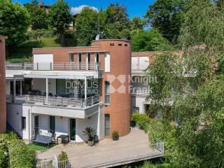 Villa unifamiliare salita dei Cappuccini 25/A, Como Sole, Como — foto 4 di 63