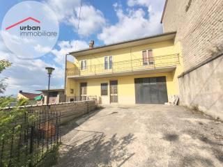 Appartamento via delle Piscine 33, Villagrande, Tornimparte — foto 7 di 8