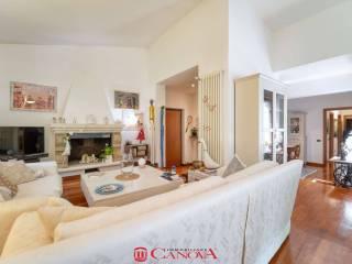 Villa bifamiliare via Gaetano Donizetti 26, Centro, Cassina Rizzardi — foto 19 di 47