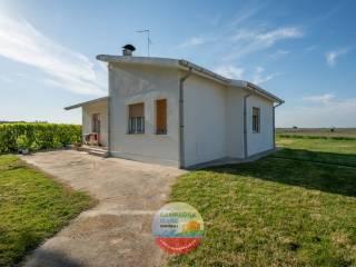 Villa unifamiliare via Gilberto Zappaterra 10/h, Ambrogio, Copparo — foto 15 di 39