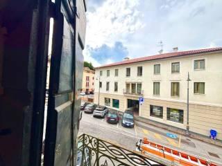 Appartamento via piazza giovanni XXIII 12, Centro, Cornuda — foto 5 di 16