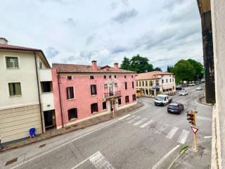 Appartamento via piazza giovanni XXIII 12, Centro, Cornuda — foto 2 di 16