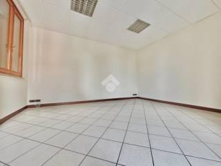 Appartamento via piazza giovanni XXIII 12, Centro, Cornuda — foto 16 di 16