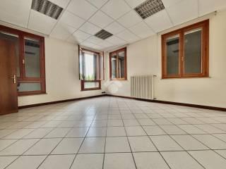 Appartamento via piazza giovanni XXIII 12, Centro, Cornuda — foto 15 di 16