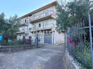 Quadrilocale loc. Vadue via Nazionale, Vadue, Carolei — foto 2 di 20