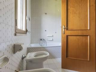 Villa bifamiliare via Arturo Toscanini 4, Cento Paese, Cento — foto 8 di 29