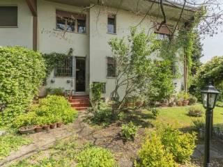 Villa bifamiliare via Arturo Toscanini 4, Cento Paese, Cento — foto 13 di 29