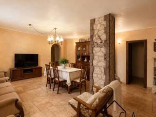 Villa bifamiliare, ottimo stato, 277 m², Civita Castellana — foto 7 di 11