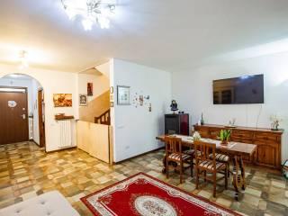 Villa a schiera via Gianmaria Cornaggia Medici 27, Mozzate — foto 28 di 85