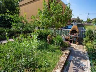 Villa a schiera via Gianmaria Cornaggia Medici 27, Mozzate — foto 27 di 85