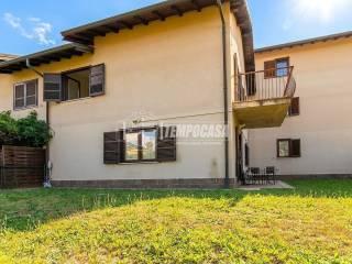 Villa a schiera via 2 GIUGNO, Centro, Limido Comasco — foto 2 di 26