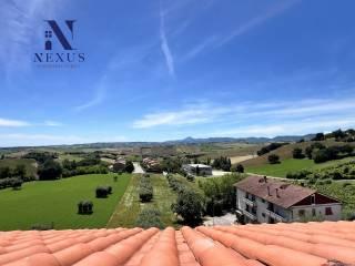 Trilocale buono stato, piano terra, Castelleone di Suasa — foto 18 di 23