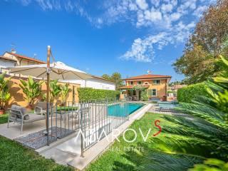 Villa unifamiliare viale Apua 359, Pietrasanta — foto 11 di 32
