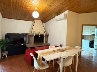 Trilocale via Fratelli Cairoli 4, Misano Adriatico — foto 3 di 11