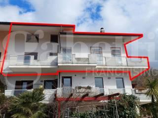 Villa bifamiliare via Newton, 8, Pesche — foto 14 di 24