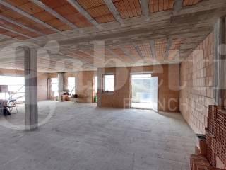 Villa bifamiliare via Newton, 8, Pesche — foto 5 di 24