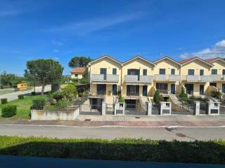 Appartamento via dei Meli, Ascoli Piceno — foto 10 di 39