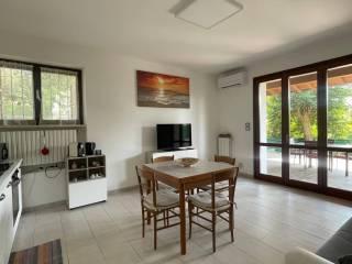Villa bifamiliare via Umberto Zerneri 6, Centro, San Felice del Benaco — foto 10 di 28