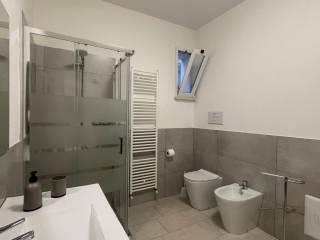 Villa bifamiliare via Umberto Zerneri 6, Centro, San Felice del Benaco — foto 9 di 28