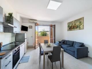 Villa bifamiliare via Umberto Zerneri 6, Centro, San Felice del Benaco — foto 4 di 28
