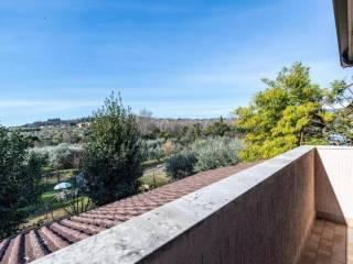Villa bifamiliare via Umberto Zerneri 6, Centro, San Felice del Benaco — foto 6 di 28