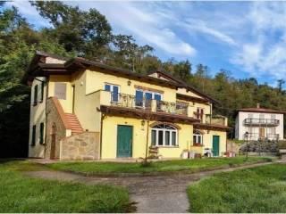 Villa a schiera via Grottò, Bagnone — foto 4 di 12