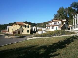 Villa a schiera via Grottò, Bagnone — foto 3 di 12