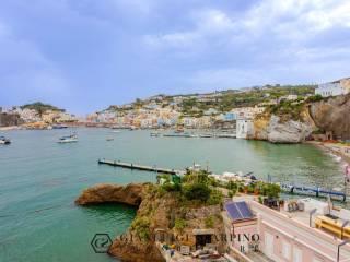 Trilocale via Lungomare Cesarano 45, Centro, Ponza — foto 5 di 15