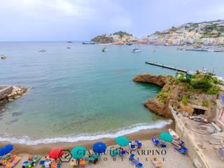 Trilocale via Lungomare Cesarano 45, Centro, Ponza — foto 2 di 15