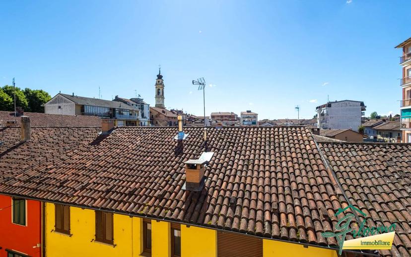 Quadrilocale via Giuseppe Verdi, Centro, Poirino