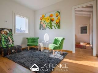 Villa unifamiliare via Cerretta Alta 2, Vezzano Ligure — foto 2 di 20