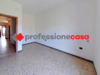 Trilocale viale Trieste , 33, San Prisco — foto 2 di 33