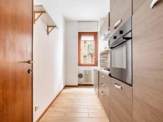 Bilocale via Correggio, 75, De Angeli, Milano