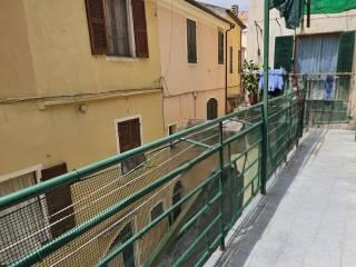 Quadrilocale via Giovanni Battista Parodi 44, Centro, Toirano — foto 12 di 27