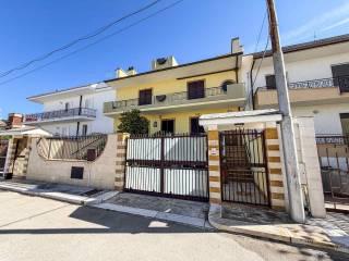 Appartamento via Antonio Gramsci 18, Centro, Grumo Appula — foto 24 di 39