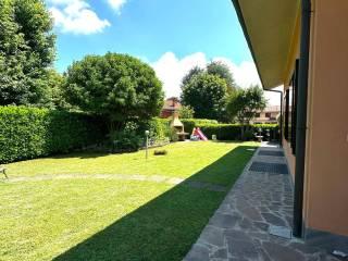 Villa unifamiliare via Giacomo Leopardi 7, Velate, Usmate Velate — foto 15 di 23