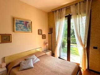 Villa unifamiliare via Giacomo Leopardi 7, Velate, Usmate Velate — foto 2 di 23