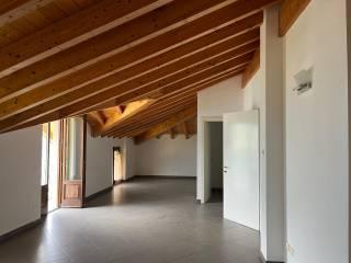 Mansarda via Ronchetto 3, Moltrasio — foto 19 di 23