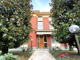 Villa unifamiliare via Grancia 5, Sissa, Sissa Trecasali — foto 4 di 11