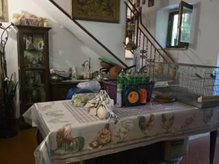 Appartamento via Senese 8, Centro, Bucine