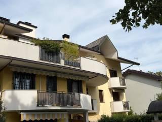 Mansarda viale Monte Grappa 12, Treviglio — foto 4 di 5