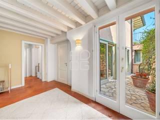 Villa unifamiliare via Guglielmo Marconi, Centro, Padenghe sul Garda