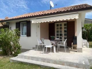 Villa unifamiliare Strada Vallesana, Bardolino — foto 10 di 13
